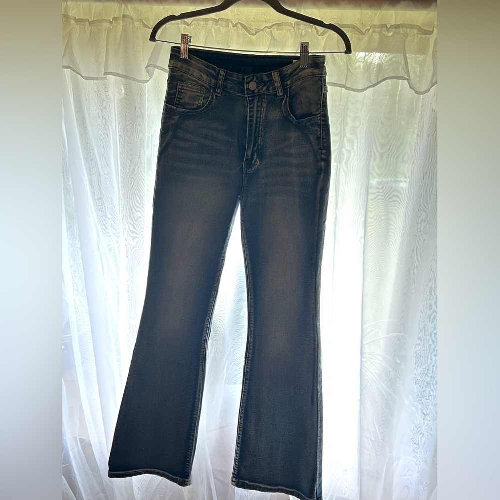 Wallflower Women's Medium Sandblast Boot Cut Jeans